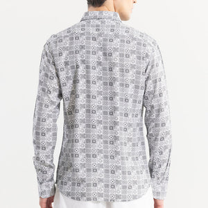 Imprint Motif White Shirt