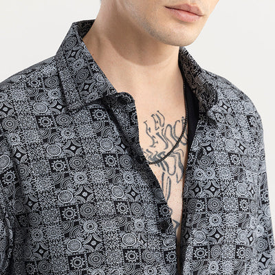 Imprint Motif Black Shirt