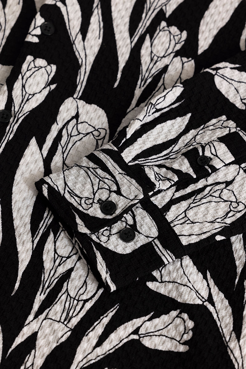 Helvola Black Shirt