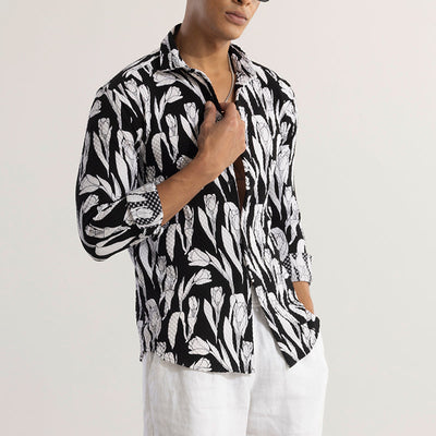 Helvola Black Shirt