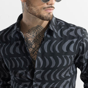 Bracket Burst Black Shirt
