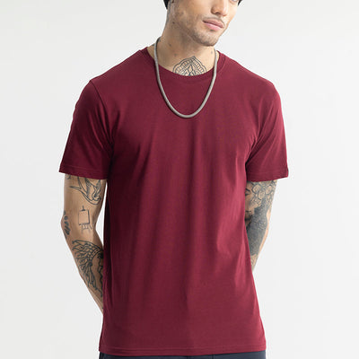 EasyEssentials Maroon T-Shirt