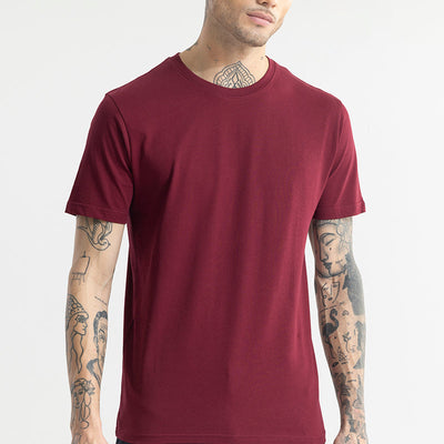 EasyEssentials Maroon T-Shirt