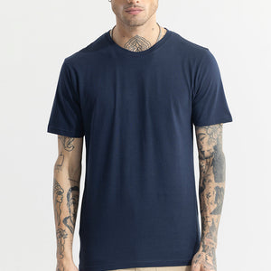 EasyEssentials Navy T-Shirt