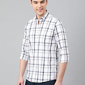 Men White Standard Fit Checkered Casual Shirt