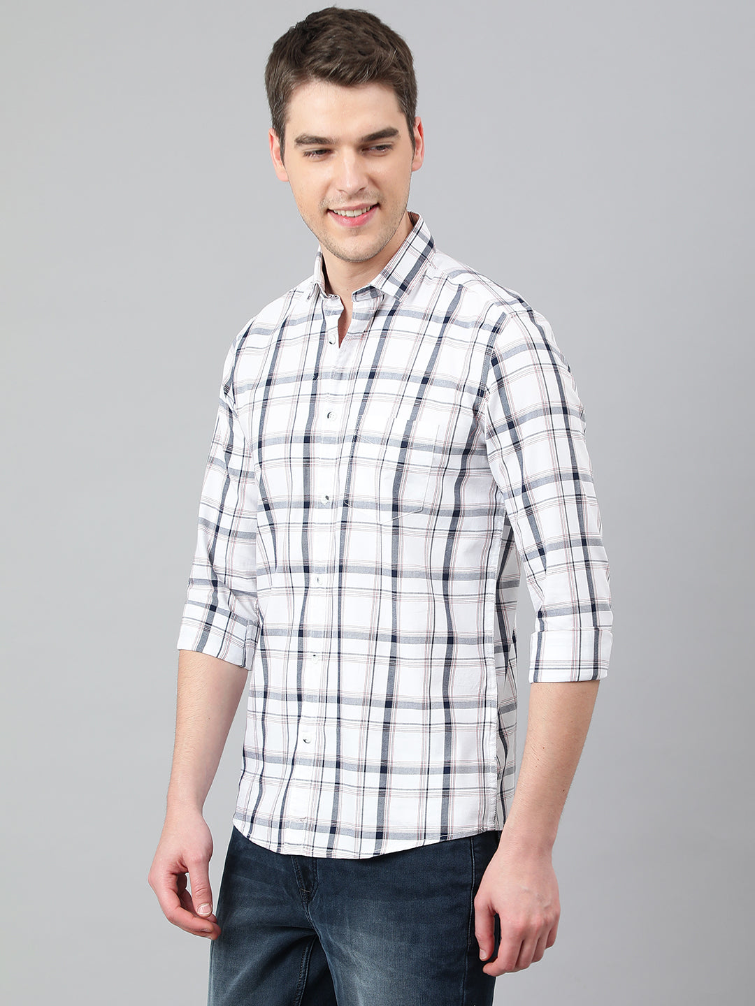 Men White Standard Fit Checkered Casual Shirt