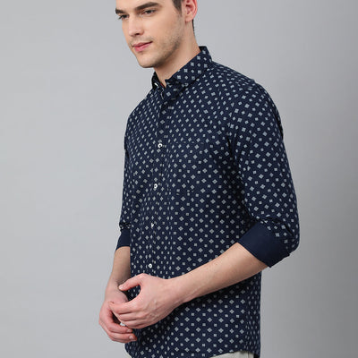 Men Navy Standard Fit Printed Casual Shirt