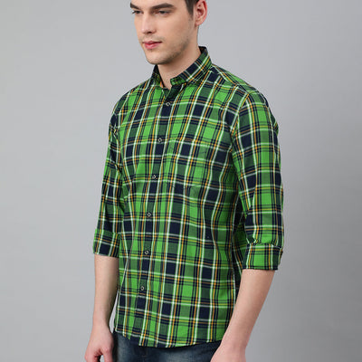 Men Green Standard Fit Checkered Casual Shirt