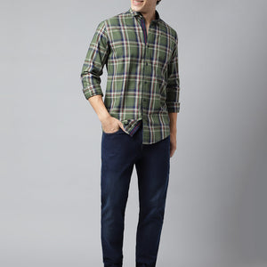 Men Green Standard Fit Checkered Casual Shirt