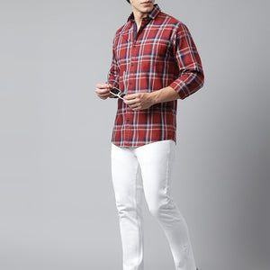 Men Rust Standard Fit Checkered Casual Shirt