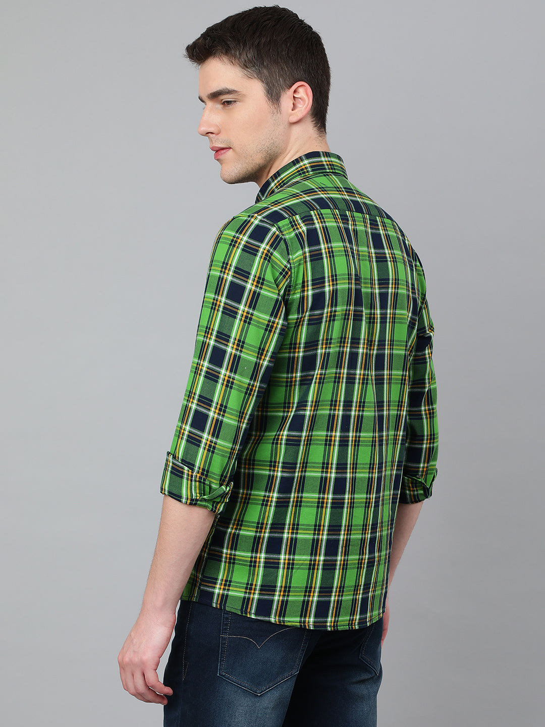 Men Green Standard Fit Checkered Casual Shirt