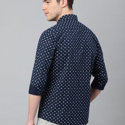 Men Navy Standard Fit Printed Casual Shirt