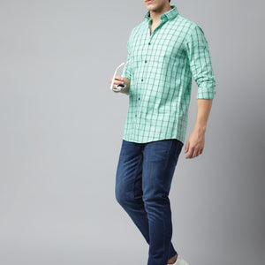 Men Mint Standard Fit Checkered Casual Shirt