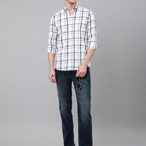 Men White Standard Fit Checkered Casual Shirt