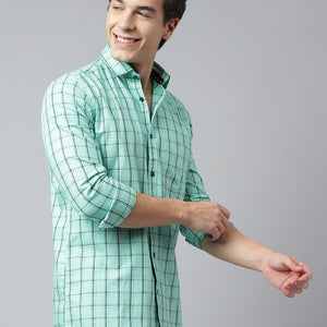 Men Mint Standard Fit Checkered Casual Shirt