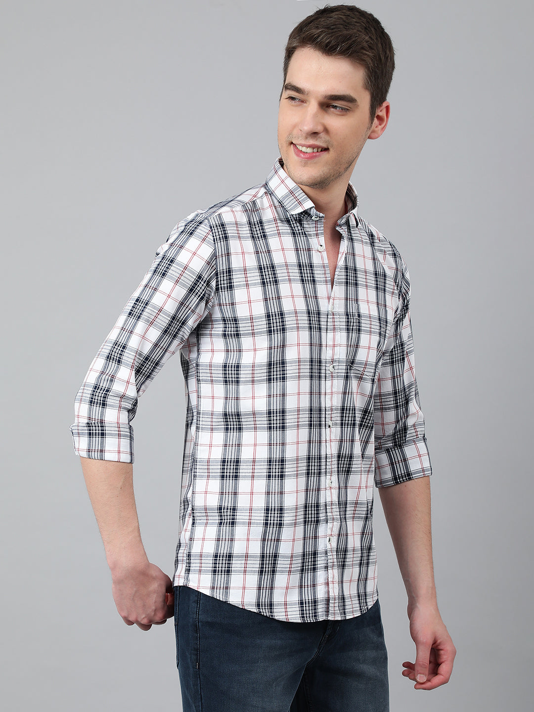 Men White Standard Fit Checkered Casual Shirt