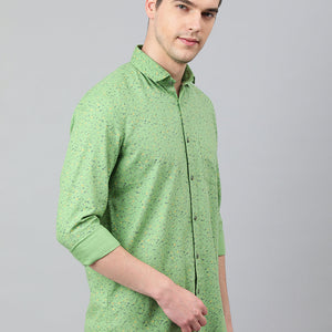 Men Green Standard Fit Printed Casual Shirt