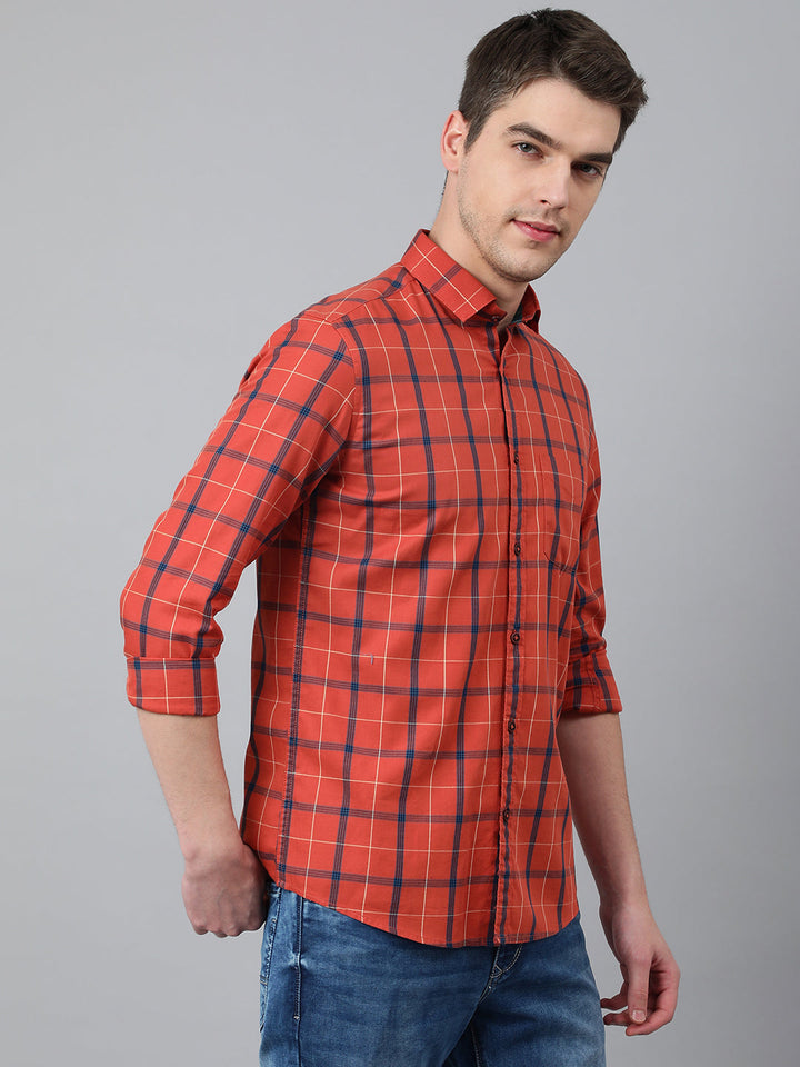 Men Rust Standard Fit Checkered Casual Shirt