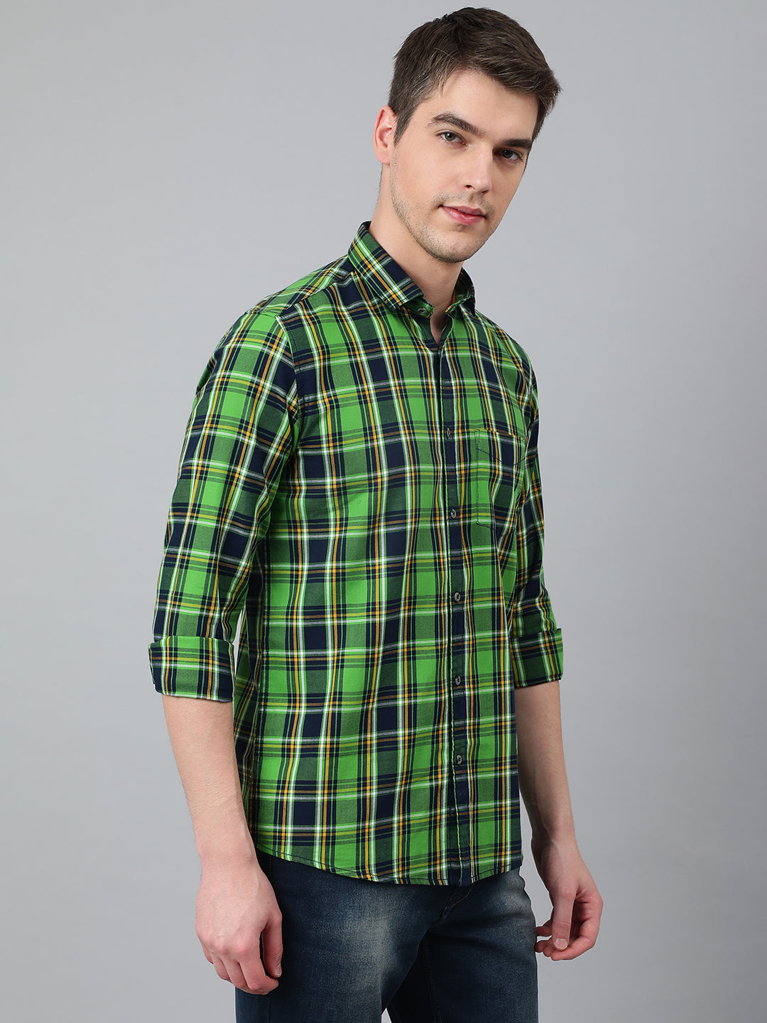 Men Green Standard Fit Checkered Casual Shirt