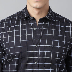 Men Navy Standard Fit Checkered Casual Shirt