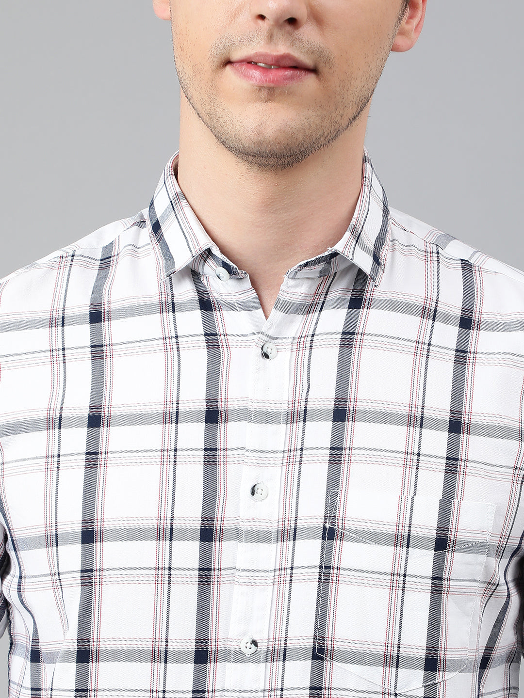 Men White Standard Fit Checkered Casual Shirt