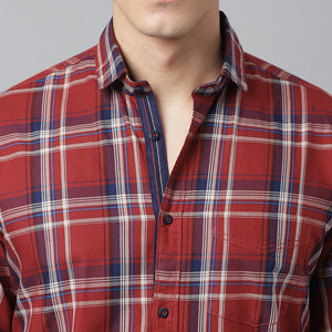 Men Rust Standard Fit Checkered Casual Shirt