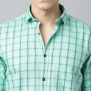 Men Mint Standard Fit Checkered Casual Shirt