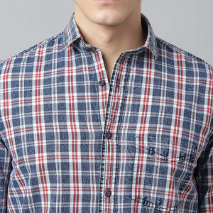 Men Navy Maroon Standard Fit Checkered Casual Shirt