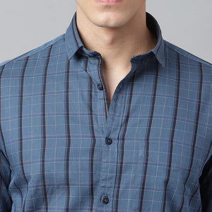 Men Blue Standard Fit Checkered Casual Shirt