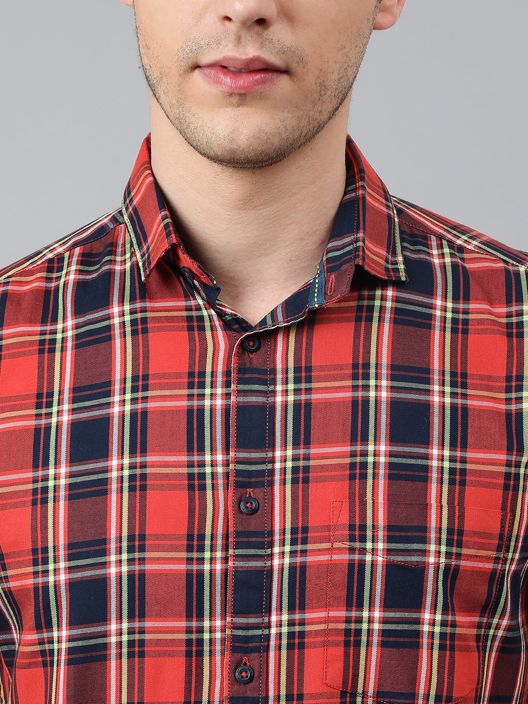 Men Red Standard Fit Checkered Casual Shirt