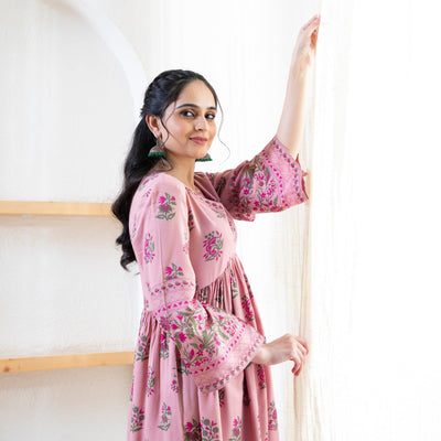 Baby Pink Floral Kurta Pant Set