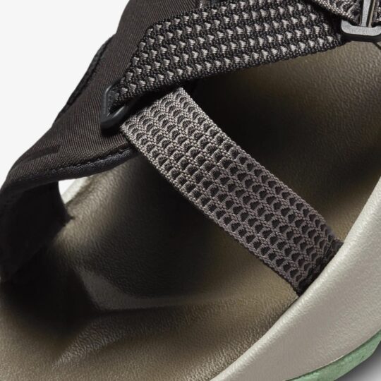 Nike | ONEONTA SANDALS { BLACK / COBBLESTONE - view 2