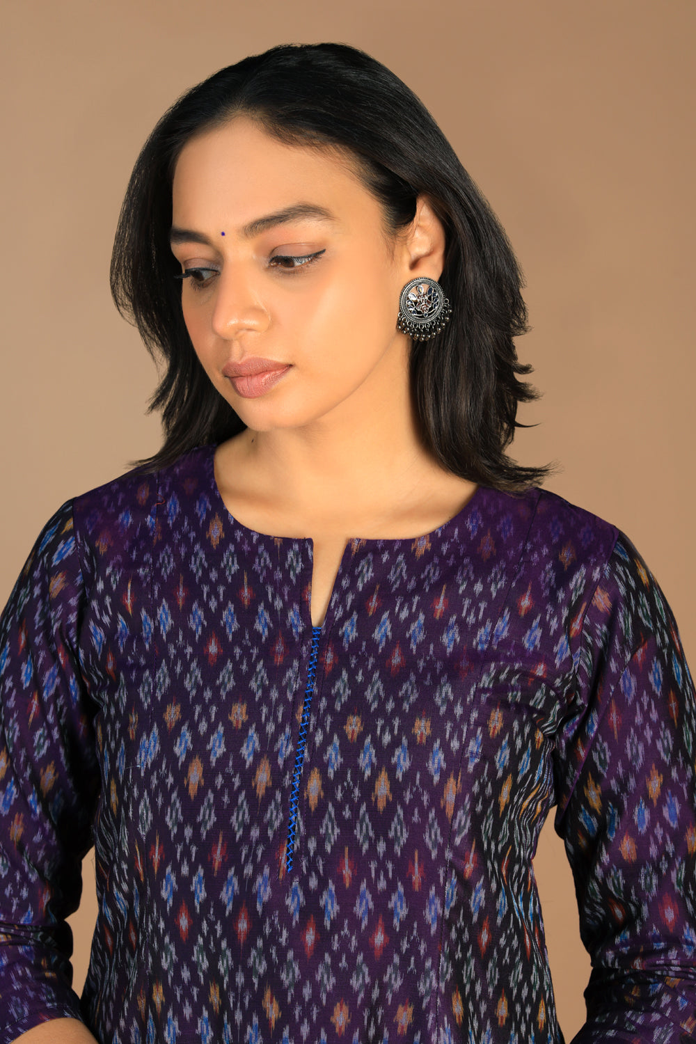 Kalanjali Ethnics Handwoven Pochampally Silk Ikat kurta - view 7