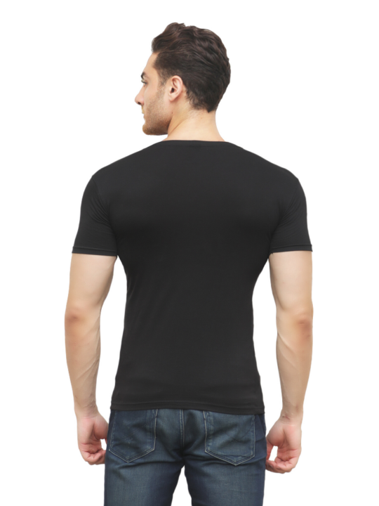 BLACK SOLID CASUAL T-SHIRT.