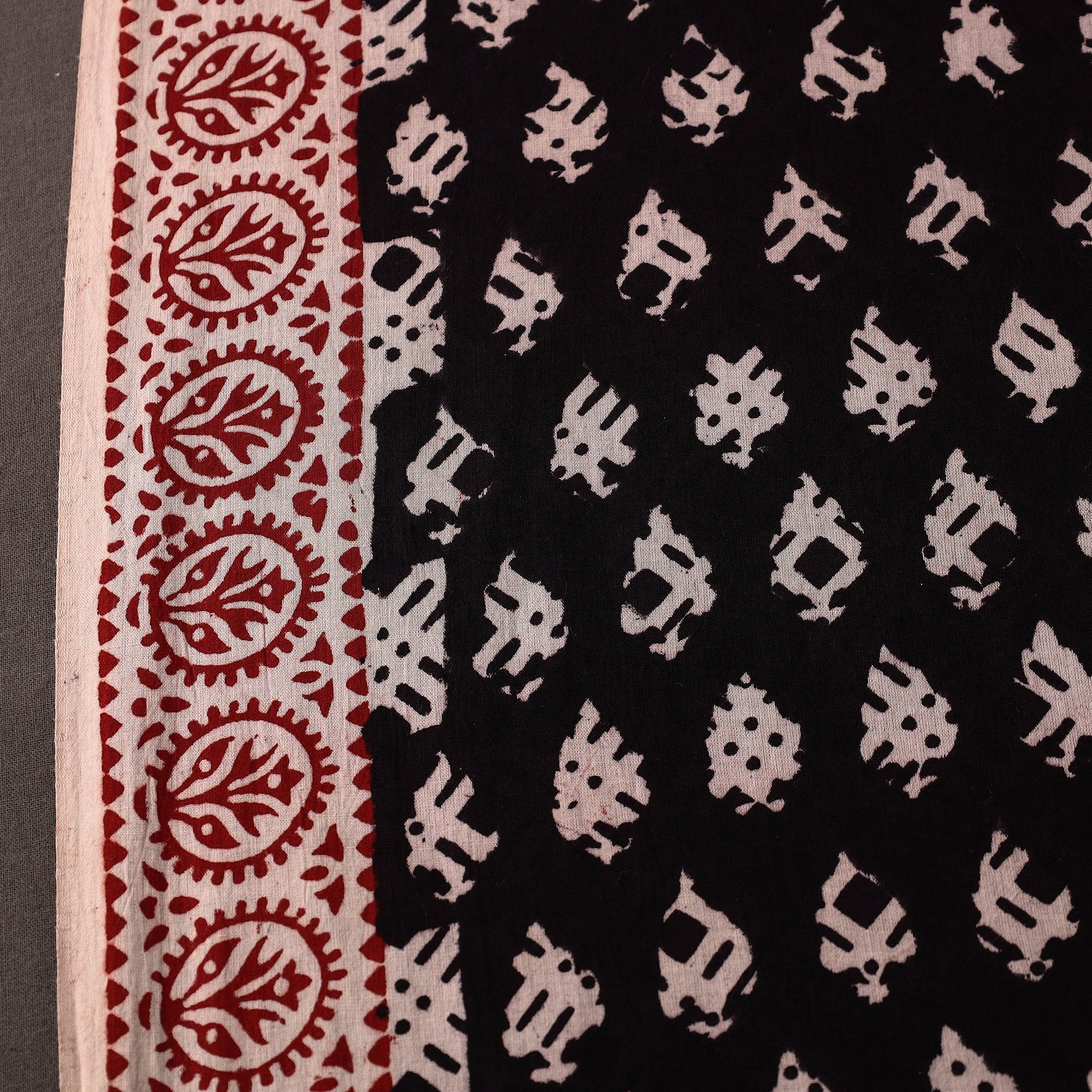 BAGH PRINTS BY YAKOOB KHATRI Black - Natural Dyed Bagh Block Print Mul Cotton Fabric 02 - view 4