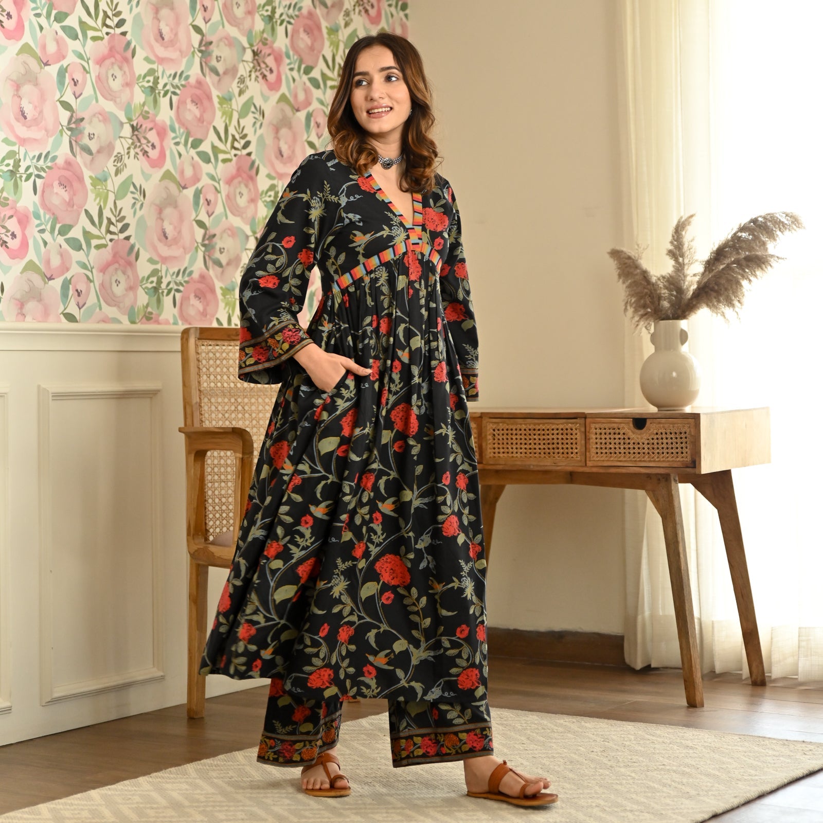 BlackTree Black Front Gathered Kurta Pant Set - view 2