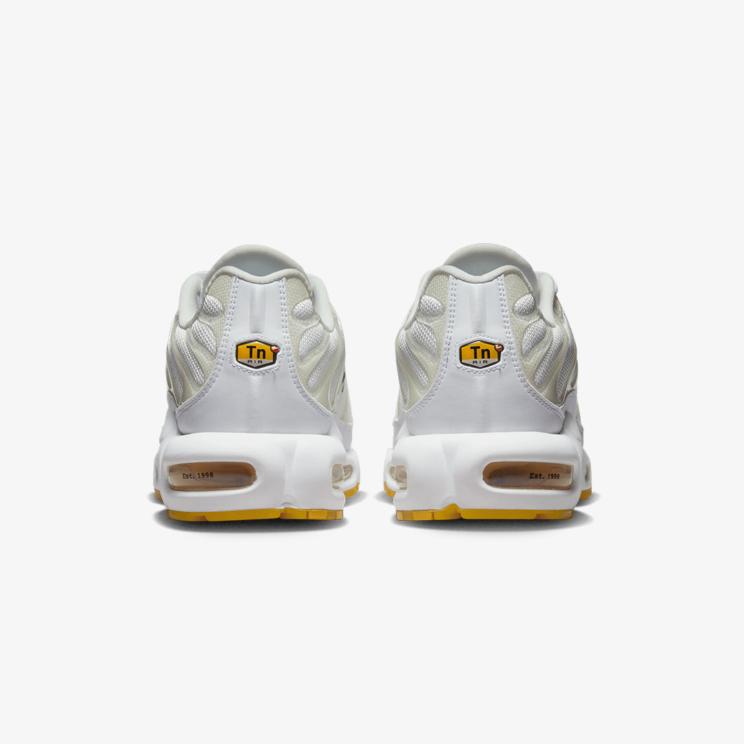 Nike | AIR MAX PLUS SE { WHITE - view 2