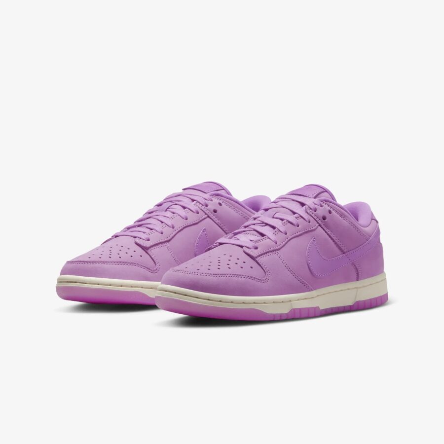 Nike | DUNK LOW PREMIUM MF { RUSH FUCHSIA/RUSH FUCHSIA-RUSH FUCHSIA
