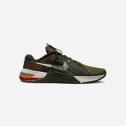 UK 8