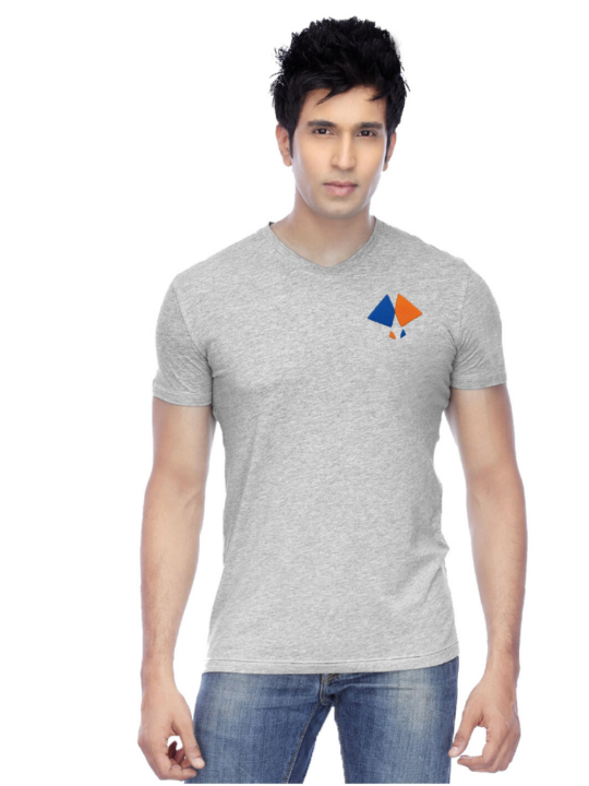 GREY V-NECK BLACKTREE LOGO T-SHIRT.