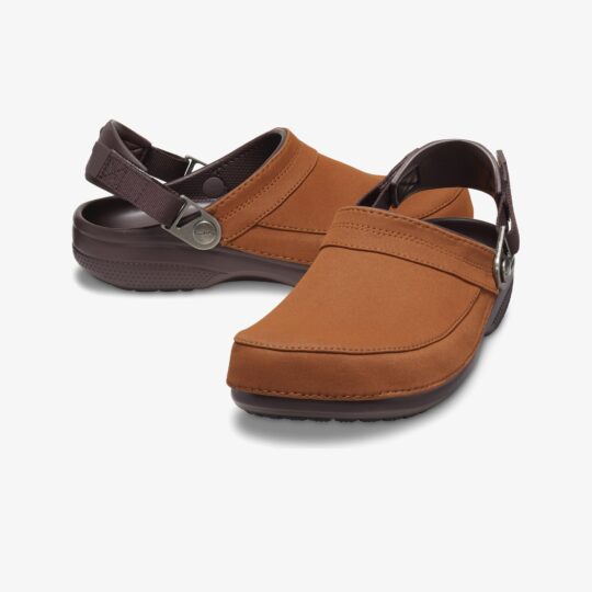 Crocs | MOPQ X CROCS CLASSIC CLOG { MOCHA