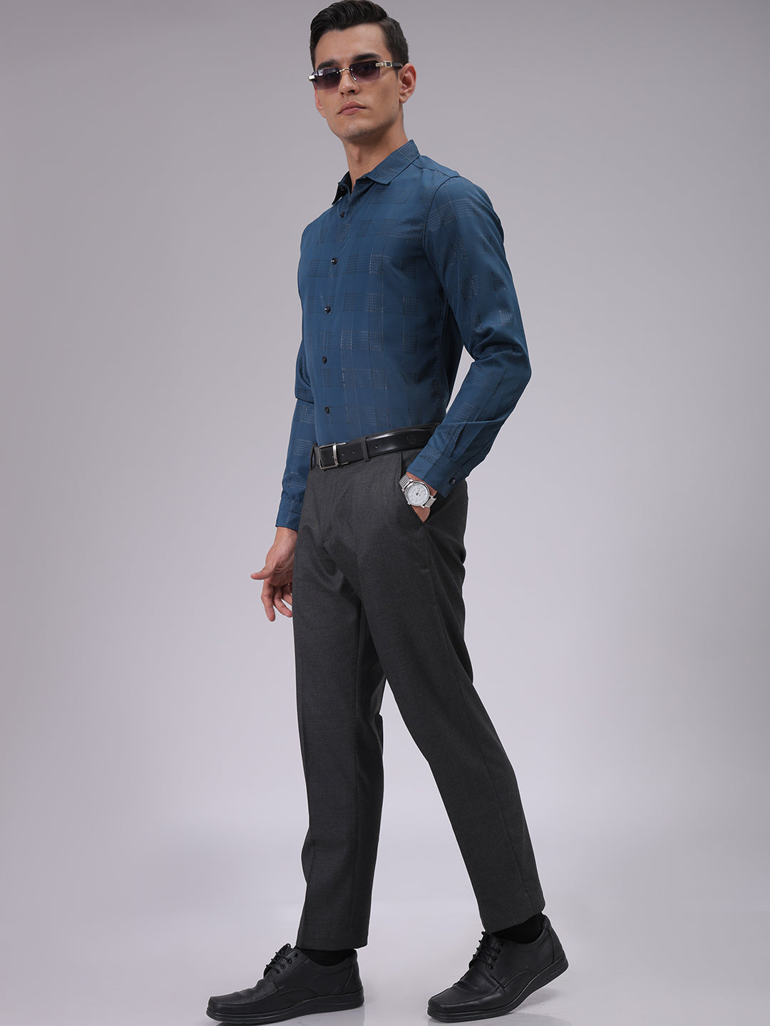 The Indian Garage Co Men's Teal Slim Fit Solid Shirt - view 2