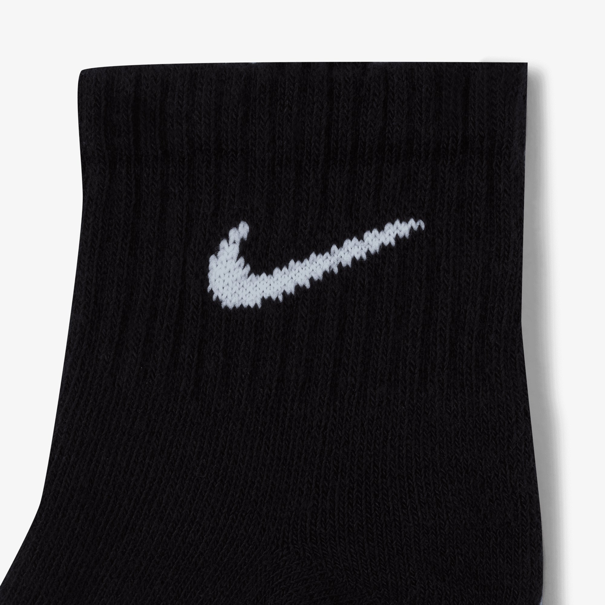 Nike | Everyday Cushioned Training Ankle Socks { Black/white - view 4