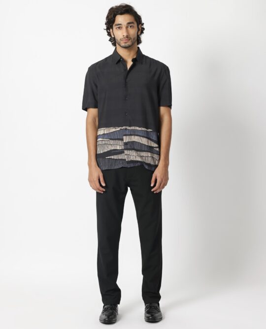 Rare Rabbit Men's Mesan Black Viscose Fabric Abstract Print Half Sleeves Shirt - view 2