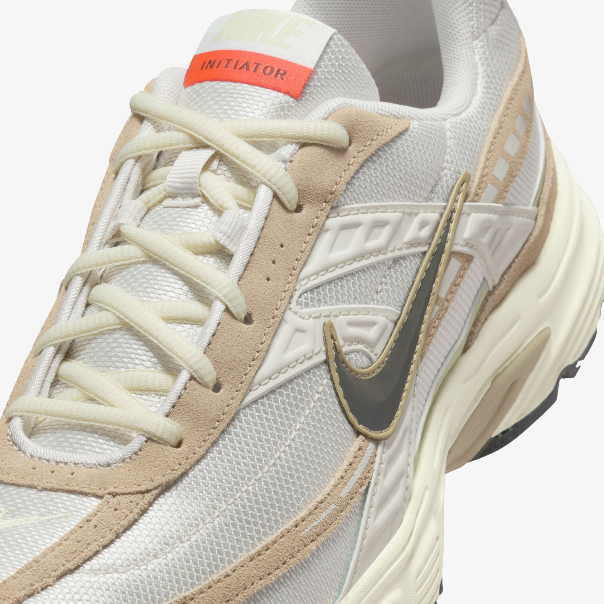 Nike | Intiator { Light Bone/cargo Khaki-limestone - view 4