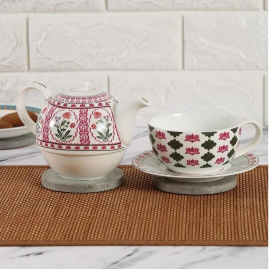 One tea set – India Circus Floral Fountain Tea for One | Tea Set | Set of 3 Pcs
