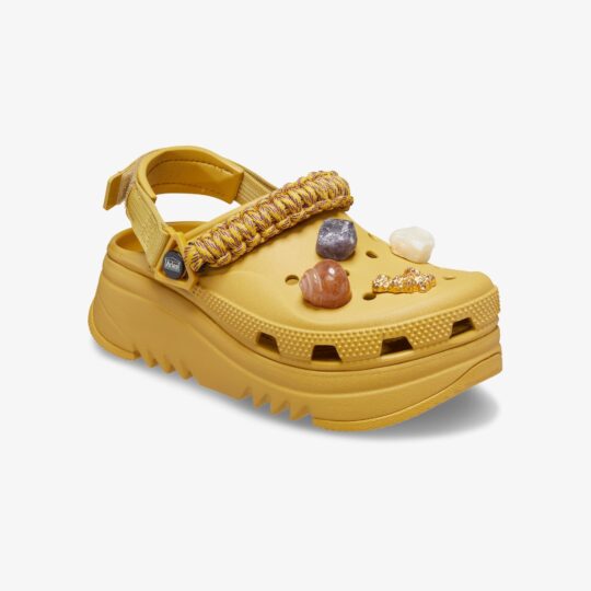 Crocs | ARIES ARISE x CROCS { DESSERT GRASS