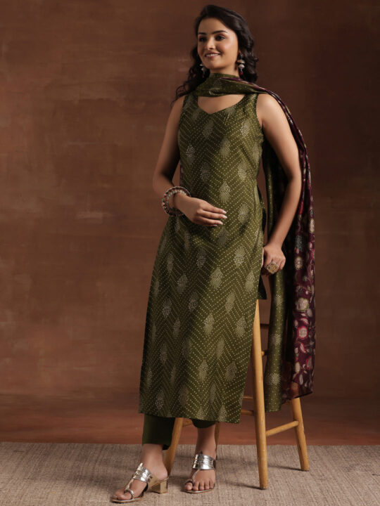 Libas Green Printed Silk Blend Straight Suit With Dupatta