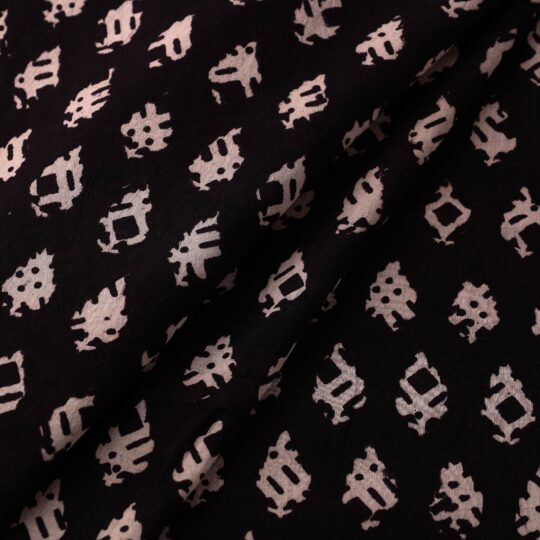 BAGH PRINTS BY YAKOOB KHATRI Black - Natural Dyed Bagh Block Print Mul Cotton Fabric 02 - view 2