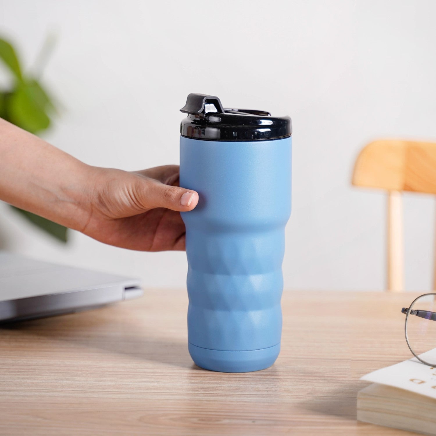 Nestasia Brewster Grande Leakproof Copper Insulated Travel Bottle Azure Blue 680ml - view 3